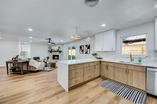 11704 Indianhead Dr, House other with 3 bedrooms, 2 bathrooms and 4 parking in Austin TX | Image 14