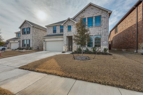 8164 Trudy Ln, Fort Worth, TX, 76120-5083 | Card Image