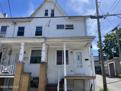 228 E 2nd St, Mount Carmel, PA, 17851-1523 | Card Image