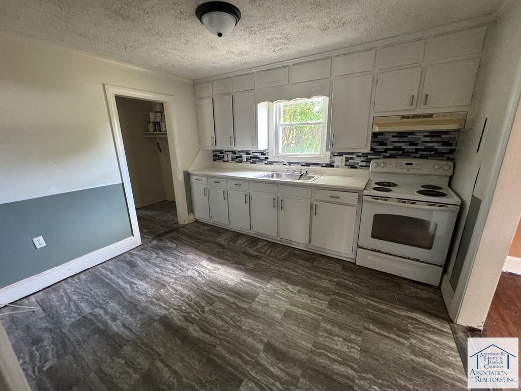 Residential in Ridgeway 3