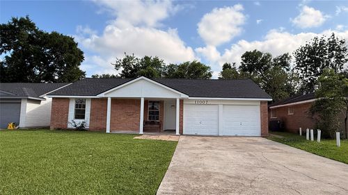 11007 Stroud Dr, Houston, TX, 77072-3015 | Card Image
