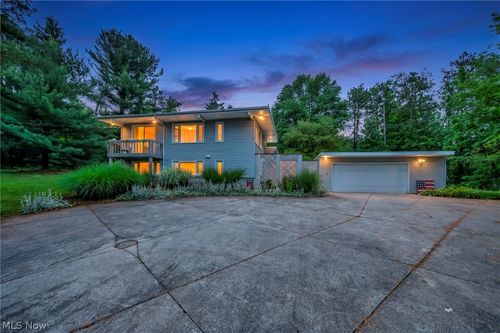 1425 Partridge Ln, Akron, OH, 44333-1813 | Card Image