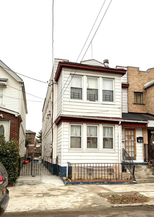 8715 108th St, Richmond Hill, NY, 11418-2230 | Card Image