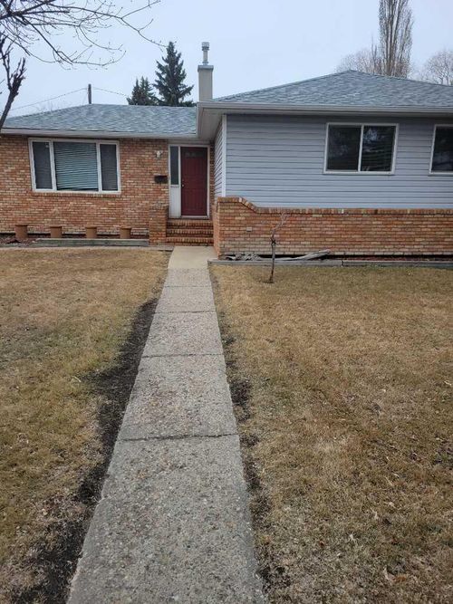 4216 37 St, Red Deer, AB, T4N0T7 | Card Image