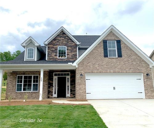 201 Indian Wells Cir, Lexington, NC, 27295-8665 | Card Image