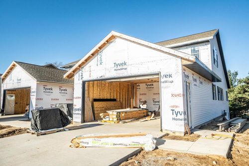 1336 Legion Circle, West Bend, WI, 53090 | Card Image