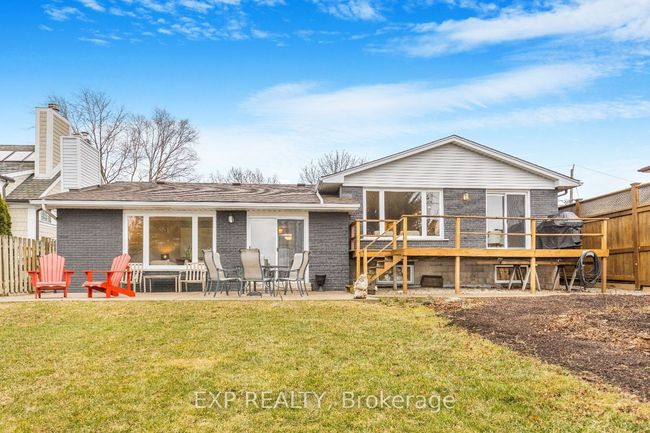 138 Lakeside Dr, House other with 5 bedrooms, 3 bathrooms and 6 parking in Grimsby ON | Image 17
