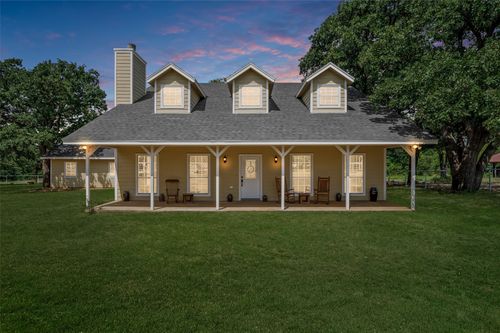 229 Quail Run Rd, Valley View, TX, 76272-4565 | Card Image