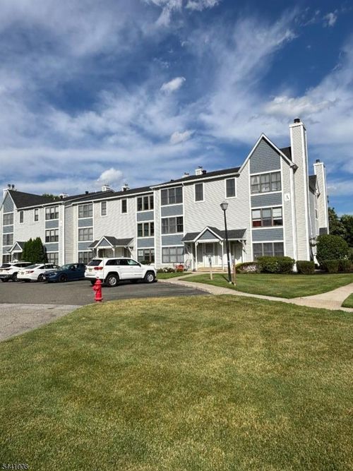 156 Heritage Ln, Hamburg, NJ, 07419-1334 | Card Image