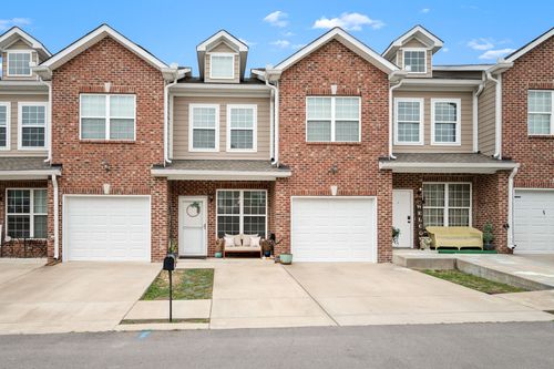 1601 Villa Cir, Lebanon, TN, 37090-6550 | Card Image