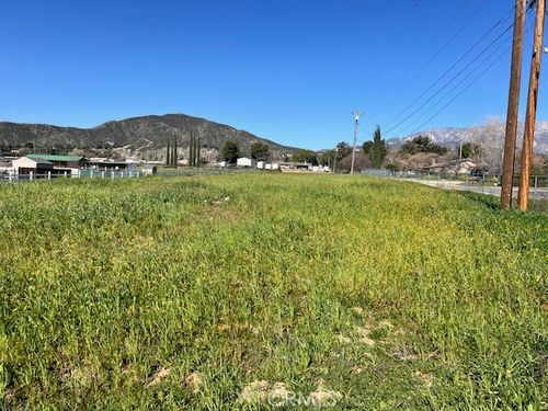 39068 Vineland St, Cherry Valley, CA, 92223-4434 | Card Image