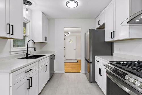 740 24th Ave N, South Saint Paul, MN, 55075-1325 | Card Image