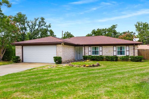 3213 Shere Cir, Irving, TX, 75060-4846 | Card Image
