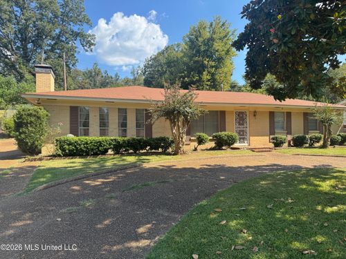 2032 Wildwood Terrace, Yazoo City, MS, 39194 | Card Image