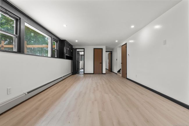 4 Hill Farm Rd, House other with 4 bedrooms, 3 bathrooms and 3 parking in Bloomfield CT | Image 18