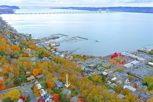 21 Hartz Ter, Piermont, NY, 10968-1147 | Card Image