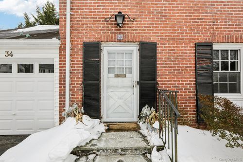 34 Berrian Road, New Rochelle, NY, 10804 | Card Image