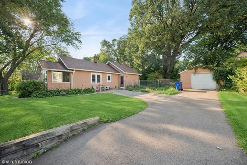 1645 Bush Ave, Saint Paul, MN, 55106-4209 | Card Image