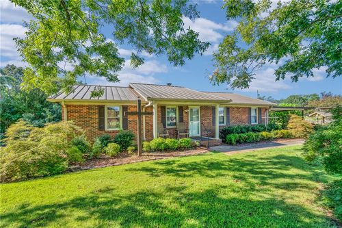 619 Foster Rd, Williamston, SC, 29697-9016 | Card Image
