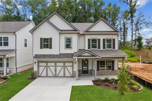 5556 Keswick Dr, Flowery Branch, GA, 30542-7205 | Card Image