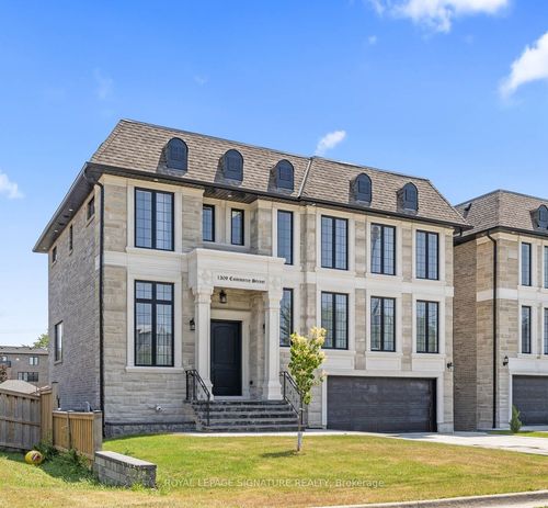 1309 Commerce St, Pickering, ON, L1W1E1 | Card Image