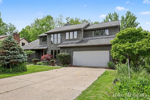 5537 Bentbrook Drive Se, Kentwood, MI, 49508 | Card Image