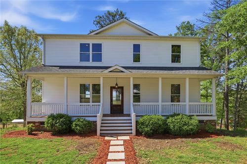 202 Allgood Dr, Pickens, SC, 29671-9015 | Card Image