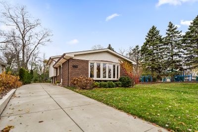 1050 Devonshire Court, House other with 4 bedrooms, 3 bathrooms and 2 parking in Highland Park IL | Image 1