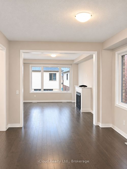 457 Robert Woolner St, Ayr, ON, N0B1E0 | Card Image