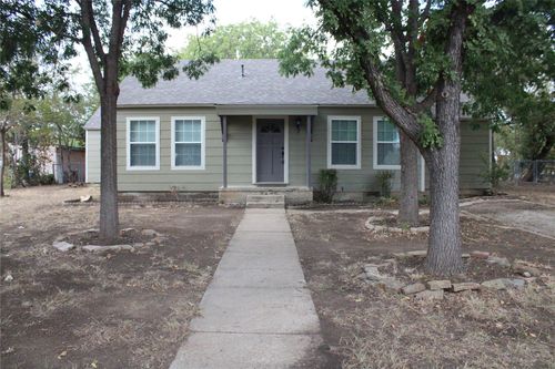 1021 Santa Clara Dr, Brownwood, TX, 76801-1919 | Card Image