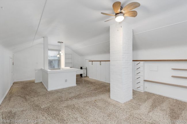 2368 Stanhope St, House other with 3 bedrooms, 2 bathrooms and null parking in Grosse Pointe Woods MI | Image 19