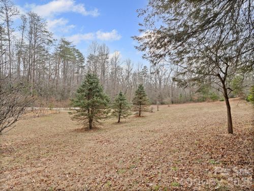 1526 Bills Creek Rd, Lake Lure, NC, 28746-9324 | Card Image