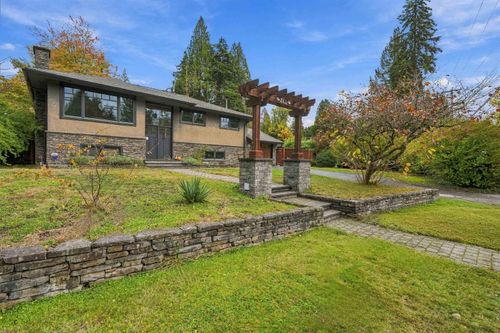 444 Evergreen Pl, North Vancouver, BC, V7N2Z2 | Card Image
