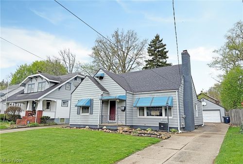 470 Sumatra Ave, Akron, OH, 44305-2942 | Card Image