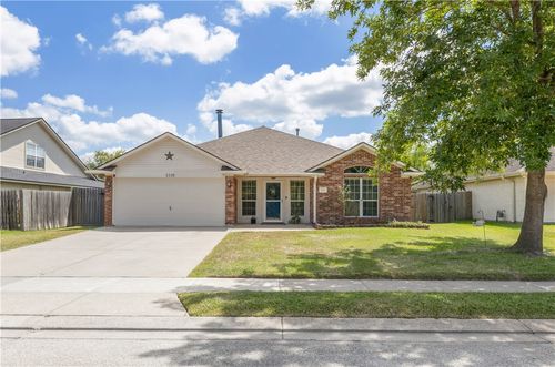 1110 Chesapeake Ln, College Station, TX, 77845-3536 | Card Image