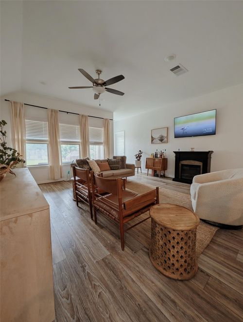 306 Buffalo View Ln, Georgetown, TX, 78628-2363 | Card Image