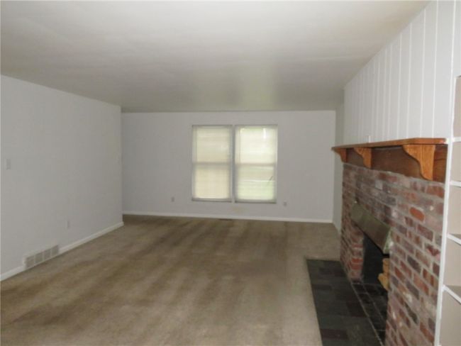 119 Snell Dr, House other with 5 bedrooms, 5 bathrooms and 2 parking in Coraopolis PA | Image 11