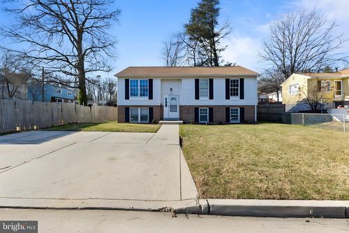 8804 35th Ave, COLLEGE PARK, MD, 20740-4406 | Card Image