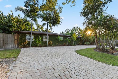 4301 S Lockwood Ridge Rd, SARASOTA, FL, 34231-7643 | Card Image