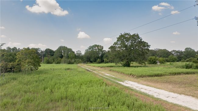 7465 River Oaks Dr, House other with 3 bedrooms, 2 bathrooms and null parking in Iola TX | Image 9