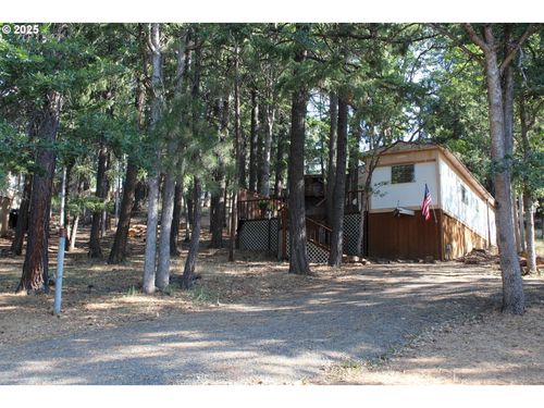 361 Oak Park Ln, Tygh Valley, OR, 97063-9719 | Card Image
