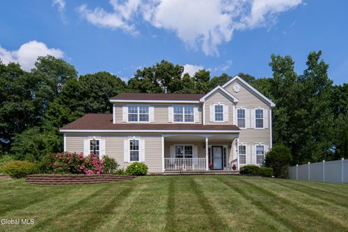 41 Utica Ave, Latham, NY, 12110-2804 | Card Image