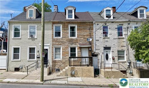 635 W Union Street, Allentown City, PA, 18101 | Card Image