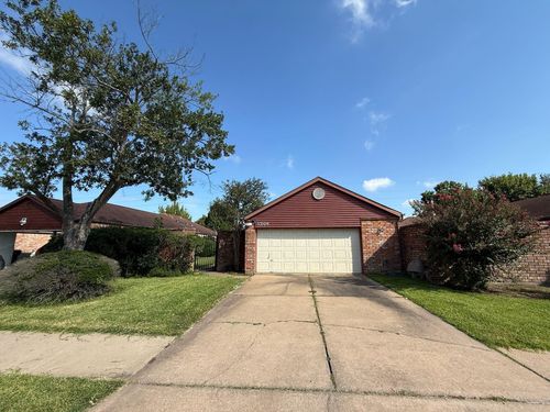 13106 Worthington St, Sugar Land, TX, 77478-2583 | Card Image