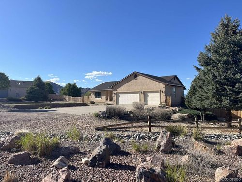 17 Bear Cub Ct, Canon City, CO, 81212-9487 | Card Image