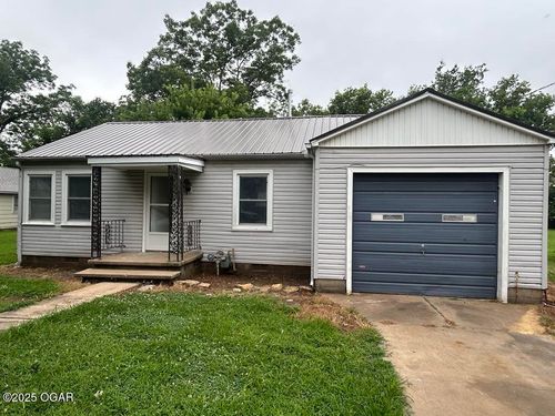 419 Depot St, Oswego, KS, 67356-1931 | Card Image