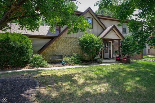 919 Dreamy St, Greenwood, IN, 46142-8304 | Card Image