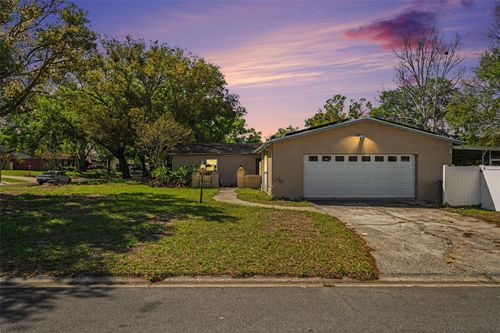 2835 Bellwood Dr, Brandon, FL, 33511-7141 | Card Image