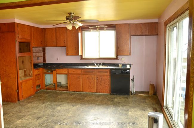 231 County Rd 2, House other with 4 bedrooms, 2 bathrooms and 5 parking in Edwardsburgh ON | Image 13