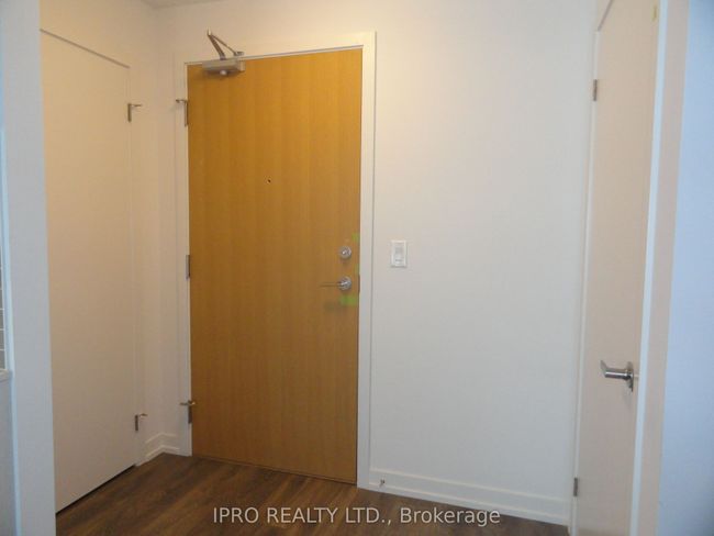 803 - 2520 Eglinton Ave W, Condo with 3 bedrooms, 2 bathrooms and null parking in Mississauga ON | Image 10